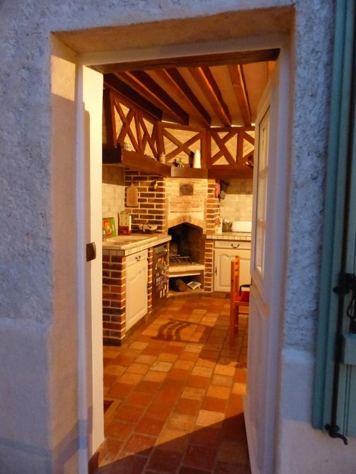 Maison D'Hotes La Source Magny-les-Hameaux Eksteriør bilde
